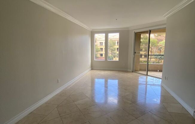 Remodeled 2 Bedroom Condo Just Off the Strip!