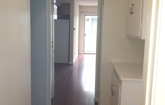 1005 N Curson Ave.