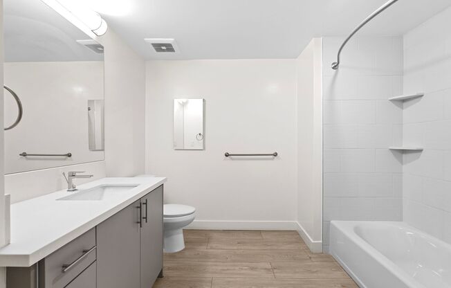 2 beds, 2 baths, 1,062 sqft, $4,095, Unit 501
