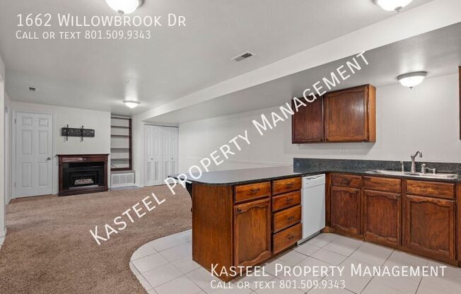 1662 WILLOWBROOK DR
