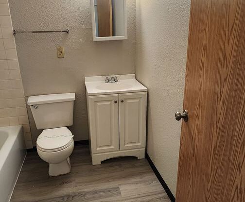 1 bed, 1 bath, 520 sqft, $1,150, Unit 414