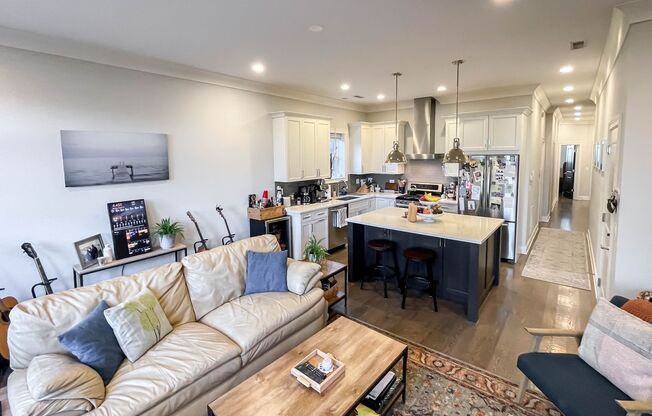 1241 W. Oakdale