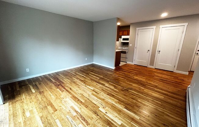 2 beds, 1 bath, 650 sqft, $1,095, Unit 3060-314