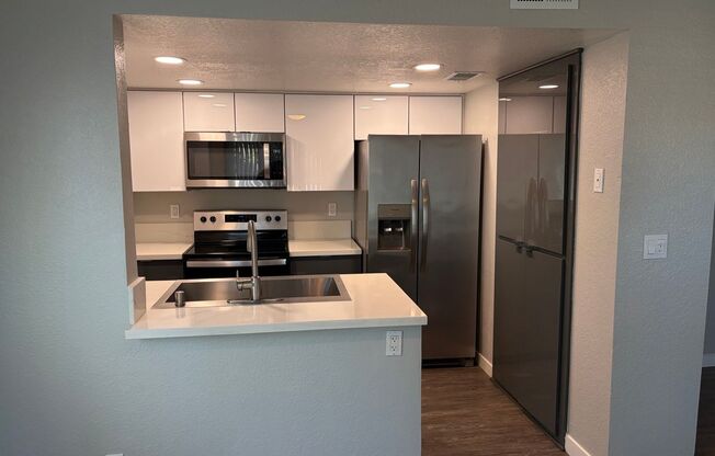 2 beds, 2 baths, 986 sqft, $2,750, Unit 169