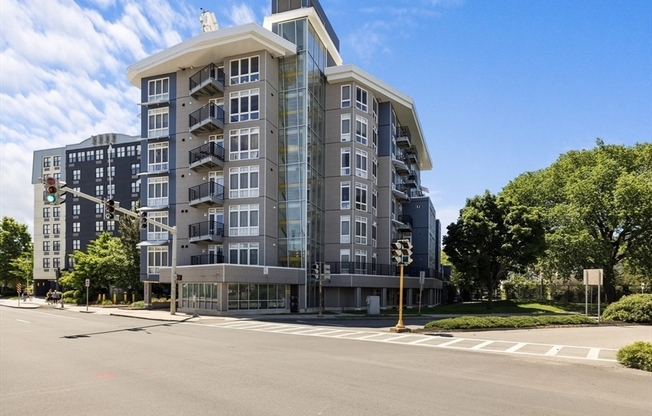 262 Monsignor Obrien Hwy