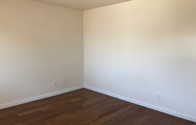 1 bed, 1 bath, 550 sqft, $2,050, Unit 07