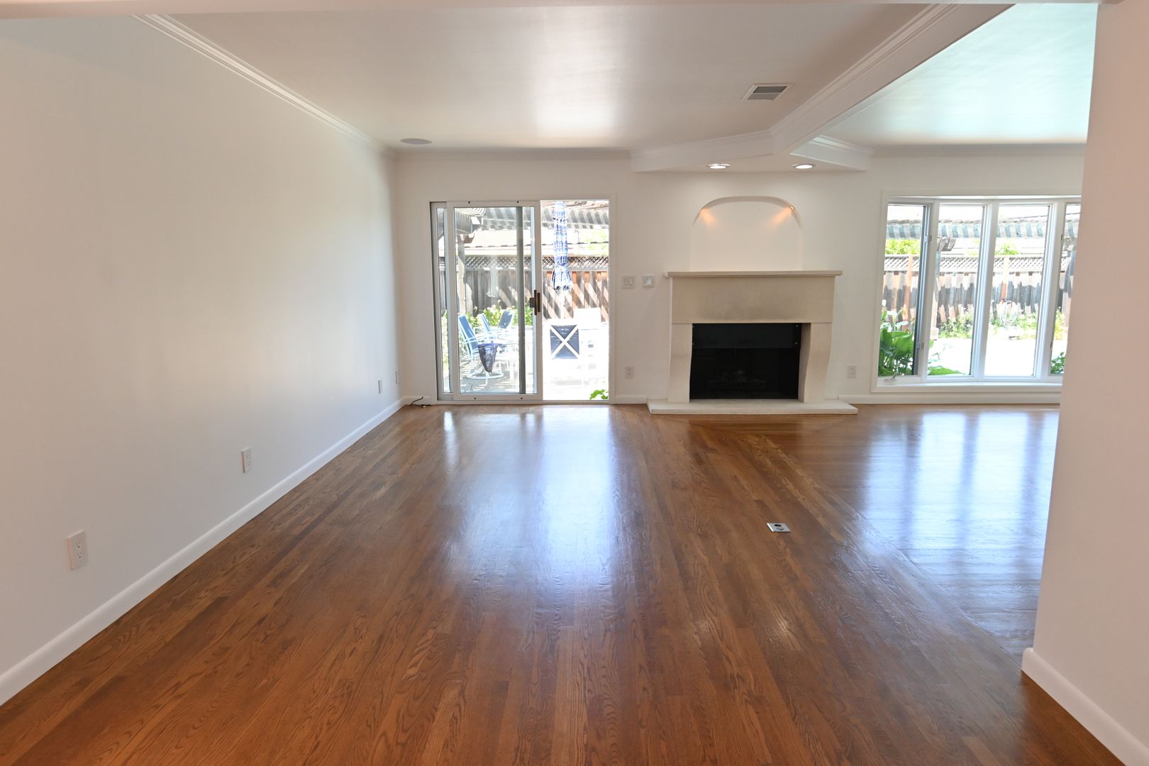 West SJ Beauty, Pool & Spa, 2/2 SFR