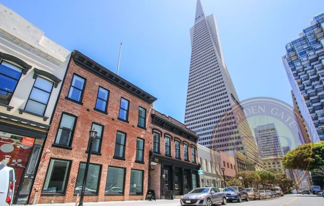 Montgomery Street - 722