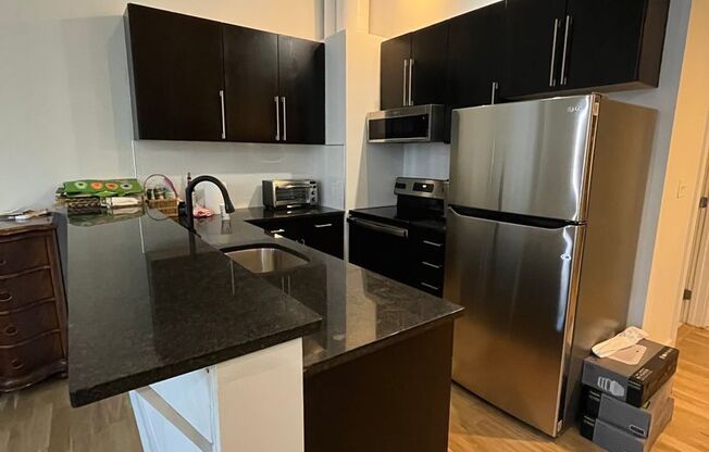 3 beds, 2 baths, 1,600 sqft, $2,495, Unit 519