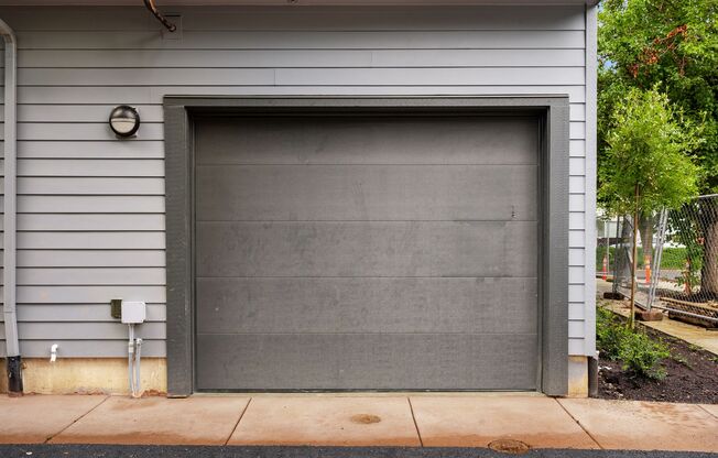 2 beds, 2.5 baths, 1,146 sqft, $2,995, Unit 7828-102