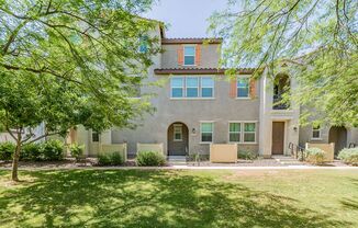 Great 3 Bedroom Townhome - NEW Carpet!