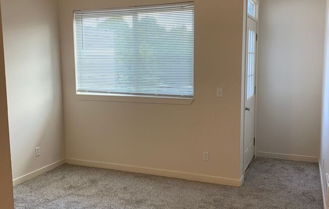 1 bed, 1 bath, $1,350