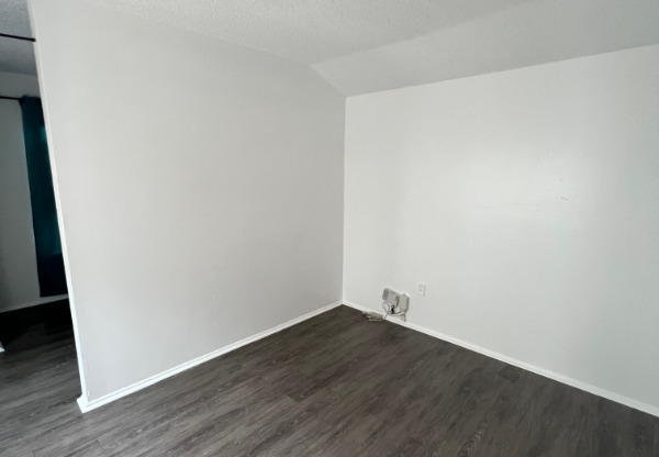 424 S. Broadway Avenue
