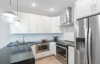 1 bed, 1 bath, 700 sqft, $1,700, Unit 201