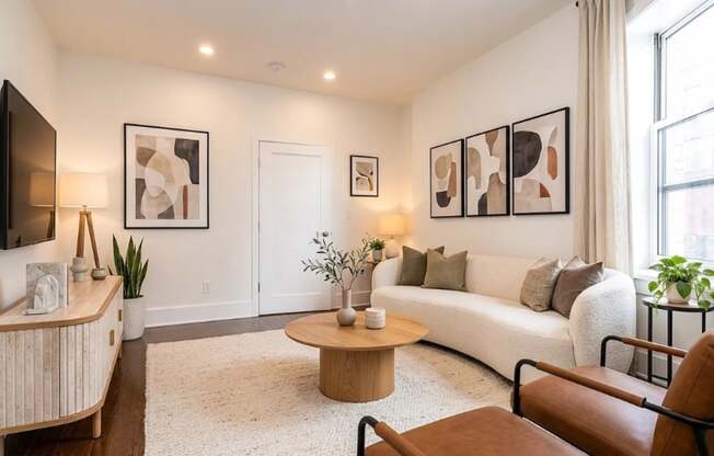 59 E 7 ST