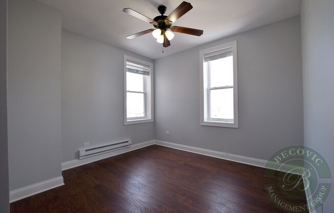 2 beds, 1 bath, 700 sqft, $2,700, Unit 801