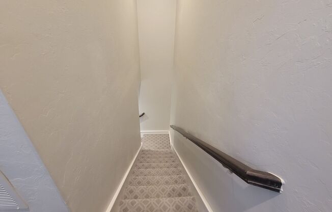 3 beds, 2.5 baths, 1,756 sqft, $1,950, Unit 16124 - 6