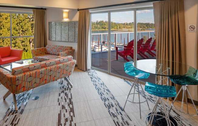 Boathouse Apartments Clubhouse Seating and Tables