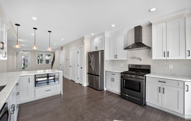 Available Now! 3 Bed 3.5 Bed in Brightwood Park // Petworth