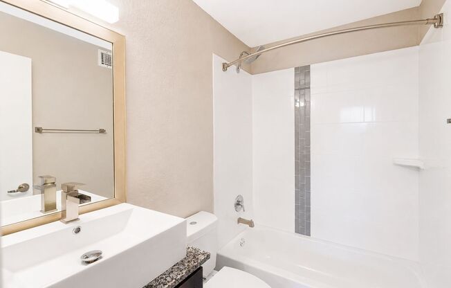 1 bed, 1 bath, 351 sqft, $696, Unit 3313