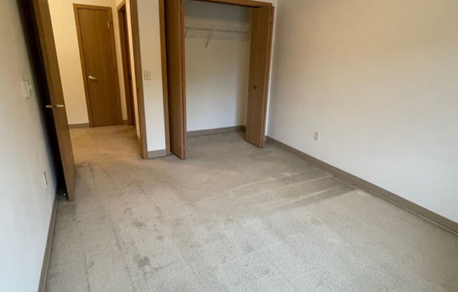 3 beds, 2 baths, 1,200 sqft, $1,400, Unit TE218X-242