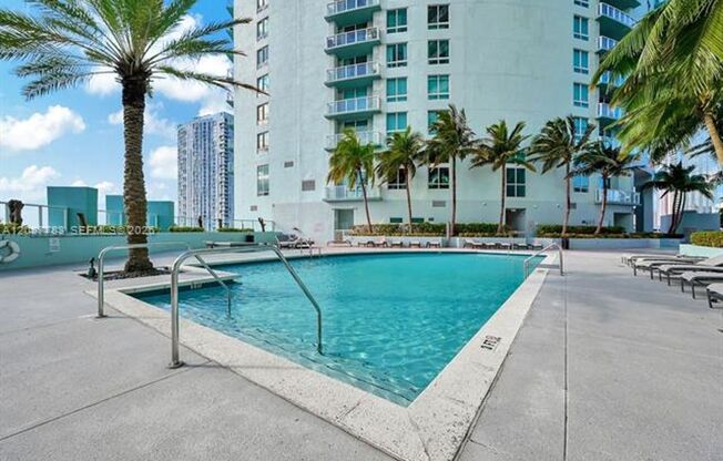 2 beds, 2.5 baths, $7,600, Unit # 5103