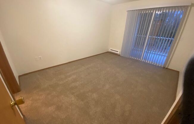 2 beds, 2 baths, 1,062 sqft, $1,995, Unit D301