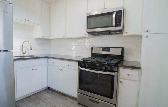 1 bed, 1 bath, 650 sqft, $2,300, Unit 508