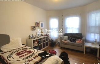 250 BROOKLINE ST