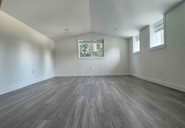 103 NE 95 AVE