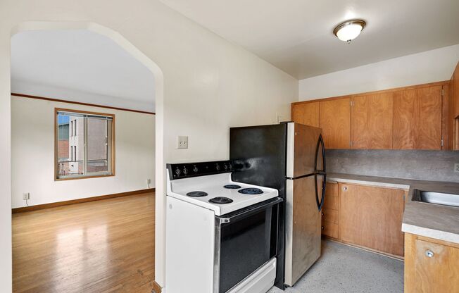 Studio, 1 bath, 576 sqft, $1,495, Unit 204