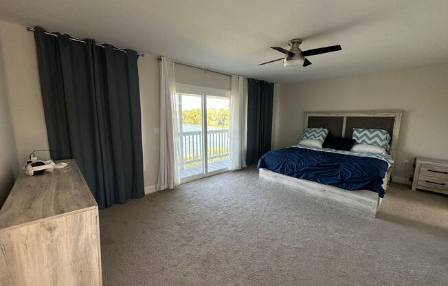 Gorgeous 3 bedroom, 3 full bath, gourmet kitchen, water views, lawncare included