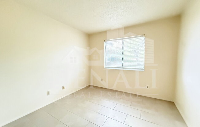 2 beds, 1.5 baths, 827 sqft, $1,295, Unit 2003