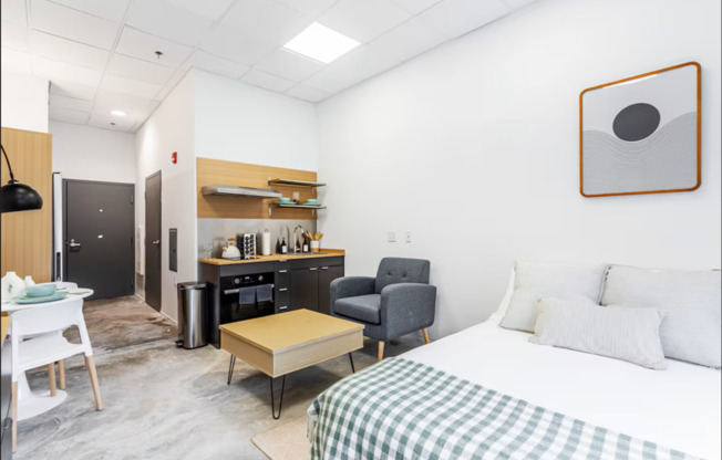 275 Research Pkwy - Encore Apartments