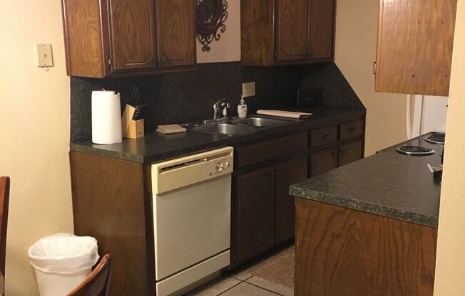 1 bed, 1 bath, 624 sqft, $795, Unit B6