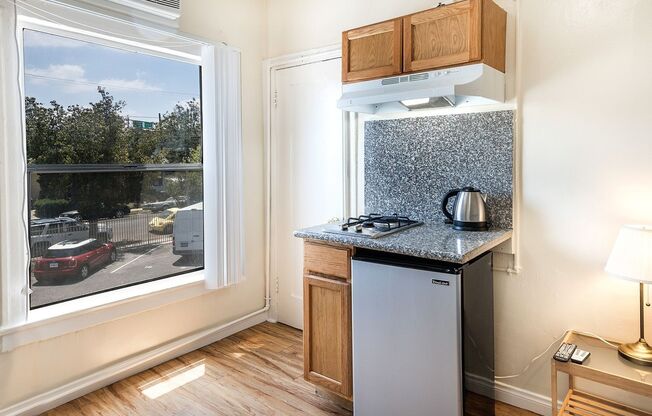Studio, 1 bath, 156 sqft, $1,145.83, Unit 304