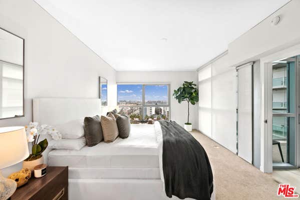 2 beds, 3 baths, 1,735 sqft, $7,500