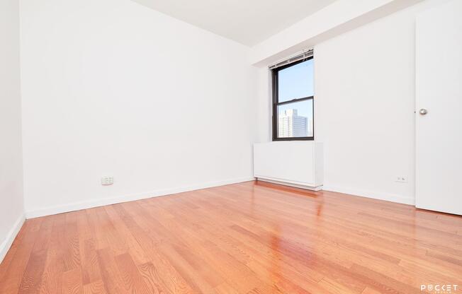 1 bed, 1 bath, 572 sqft, $4,400, Unit 21-A