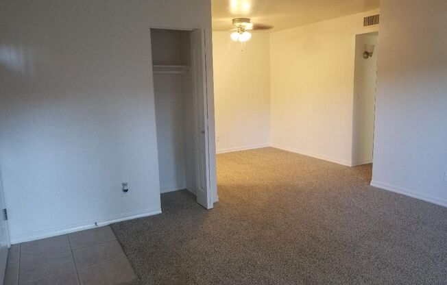 1 bed, 1 bath, 683 sqft, $1,059, Unit 201