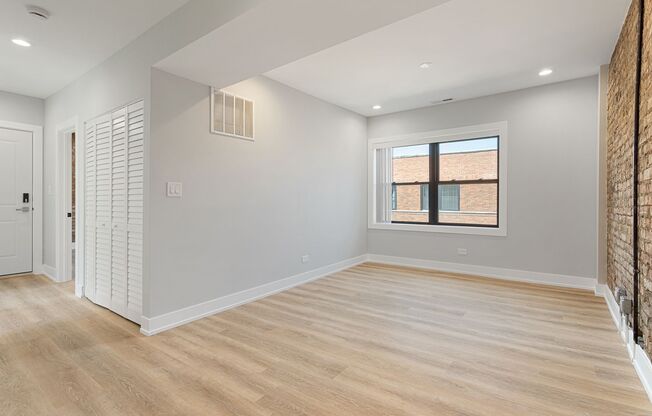 2 beds, 2 baths, 657 sqft, $2,250, Unit 1550-1D
