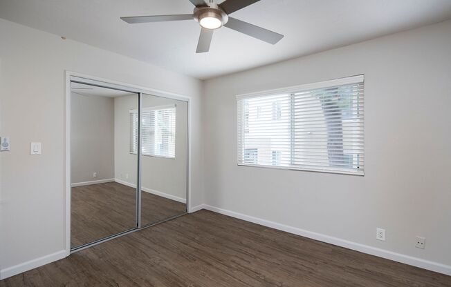 2 beds, 1 bath, 854 sqft, $2,795, Unit 25-08