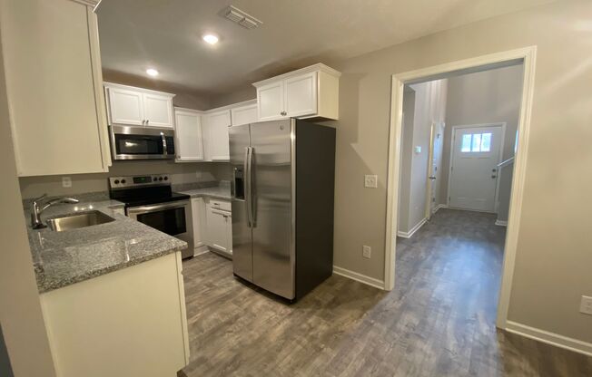 3 BD 3.5 BA 1 Car Garage Great Location Newer Build Townhome! No Pets