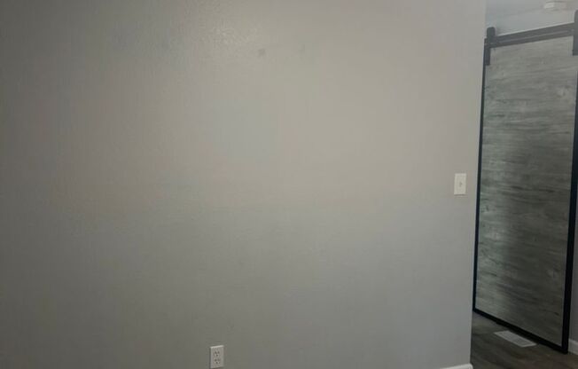 UPDATED Northeast side Home - Close NE YMCA
