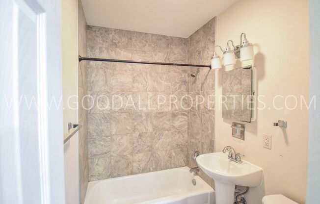 3 beds, 1 bath, $1,625