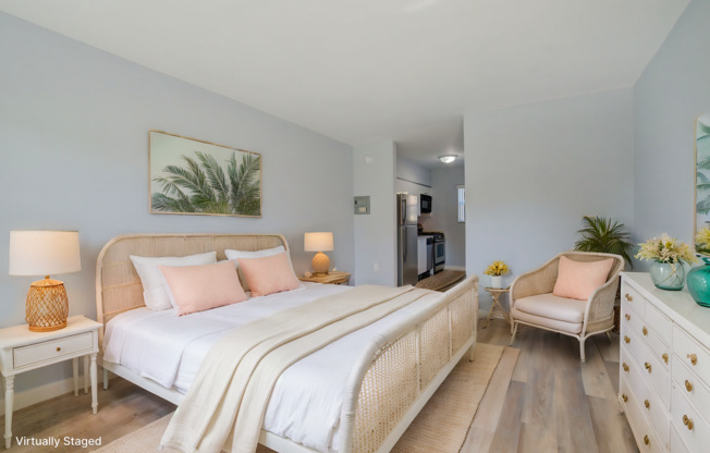Boutique Apts // Bayside Apts LLC