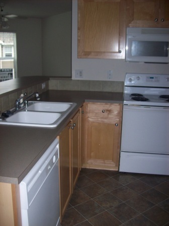 3 beds, 2 baths, $2,195