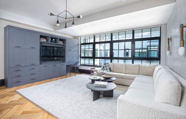 2 beds, 2 baths, 1,287 sqft, $9,500, Unit 5L