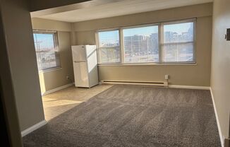 Studio, 1 bath, 396 sqft, $595, Unit 0402