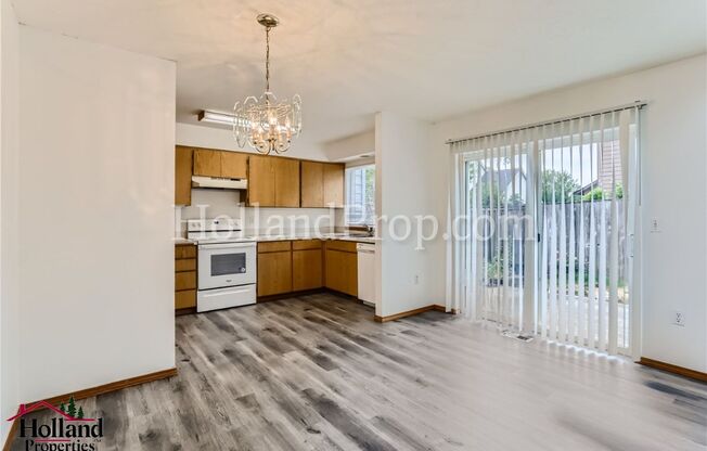 3 beds, 2.5 baths, $2,395, Unit Unit 3145