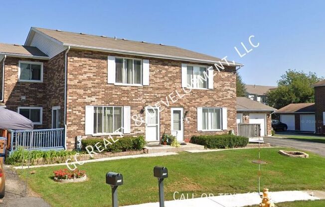 280 PADDOCK CIR